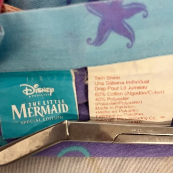 Early 2000s Vintage Little Mermaid TWIN Flat Sheet Special Edition - Picture 3 of 3